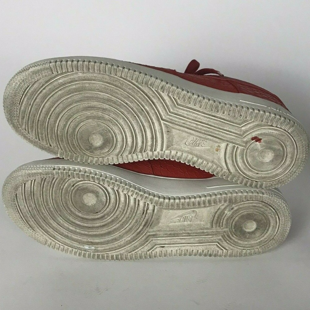 Nike Air Force One Low LV8 Mens Red Leather Shoes - Picture 7 of 8